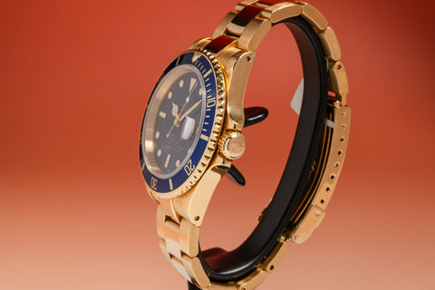 1995 Rolex 18K YG Submariner 16618 Blue Dial