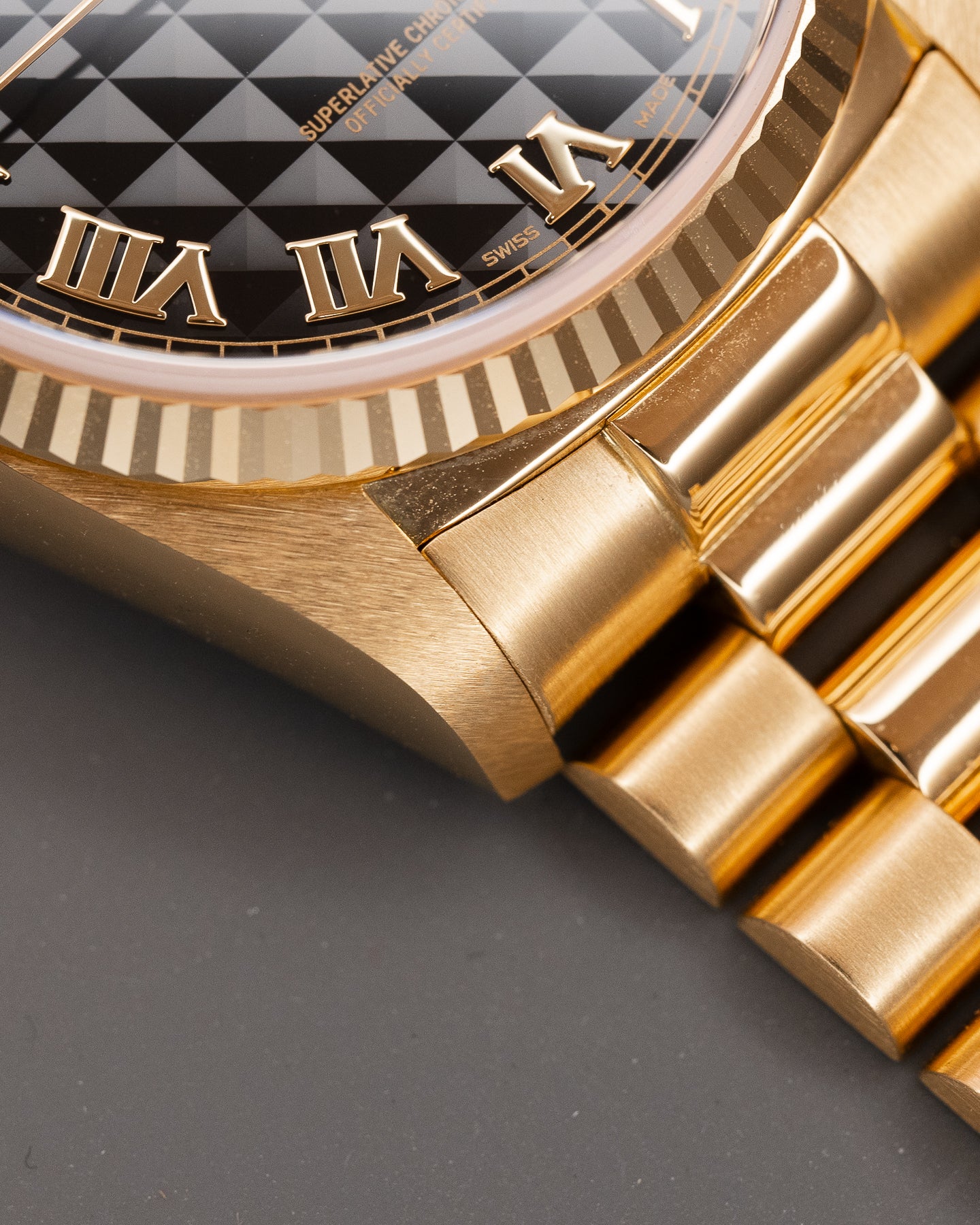 Day-Date President 18038  ‘Eastern Arabic’ Black Pyramid Dial Yellow Gold 36mm w/ Rolex Service Card