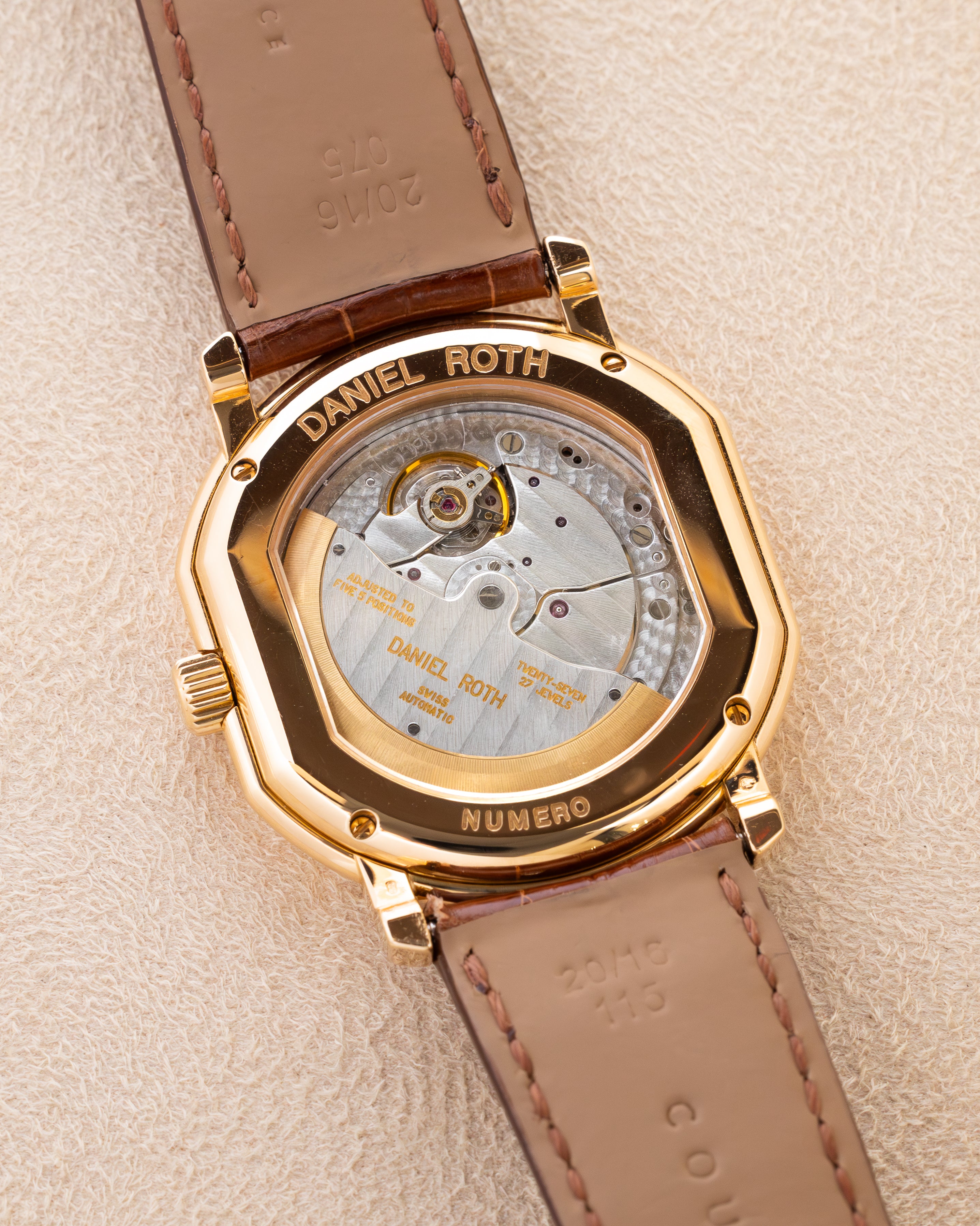 Central Seconds Ref. 177 "Le Sentier" Date Yellow Gold 35mm