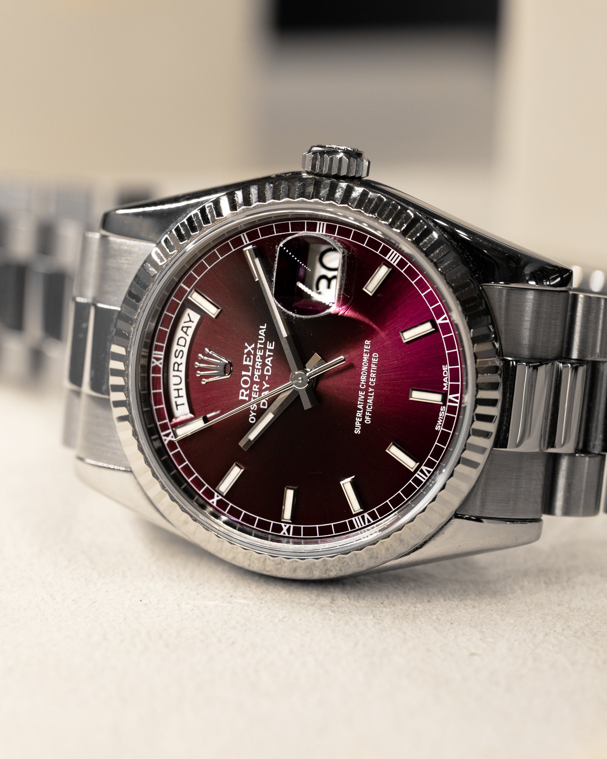 Day-Date 118239 White Gold Plum Dial President 36mm